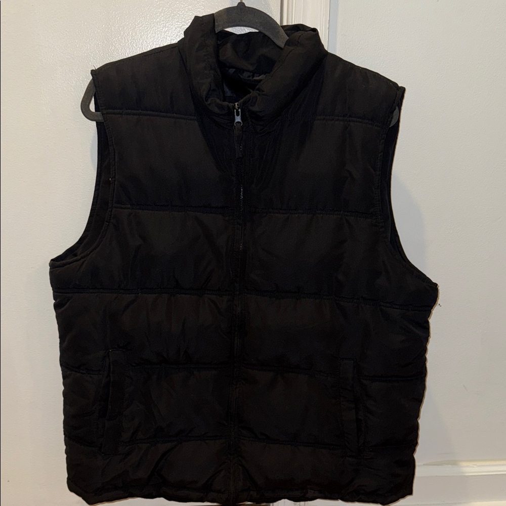 Classic Black Men's Quilted Vest